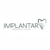 Logotipo da marca IMPLANTAR ODONTOLOGIA ESTÉTICA
